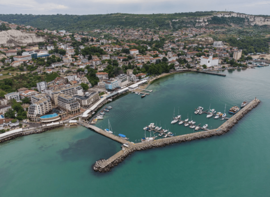 48 Hours in Balchik: Botanical Gardens, Sea Views, and History